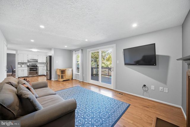 19716 MIDAS CT, Gaithersburg, MD 20879