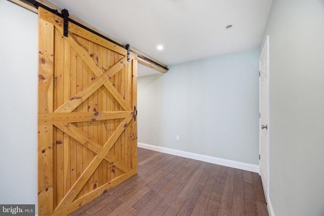 19716 MIDAS CT, Gaithersburg, MD 20879