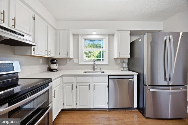 19716 MIDAS CT, Gaithersburg, MD 20879