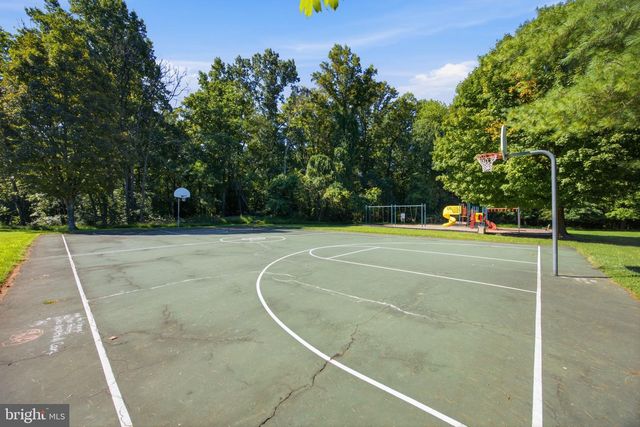 19716 MIDAS CT, Gaithersburg, MD 20879