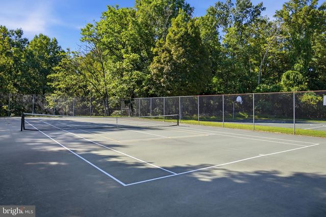 19716 MIDAS CT, Gaithersburg, MD 20879