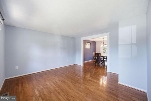 19716 MIDAS CT, Gaithersburg, MD 20879