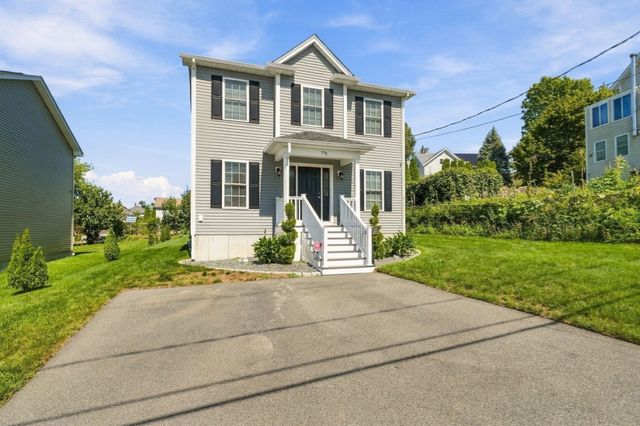774 Hicks St, Fall River, MA 02724