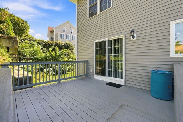 774 Hicks St, Fall River, MA 02724