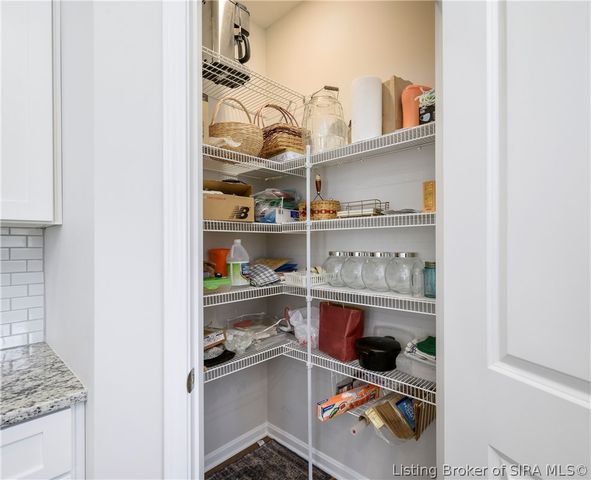 3219 Blackiston Boulevard, New Albany, IN 47150