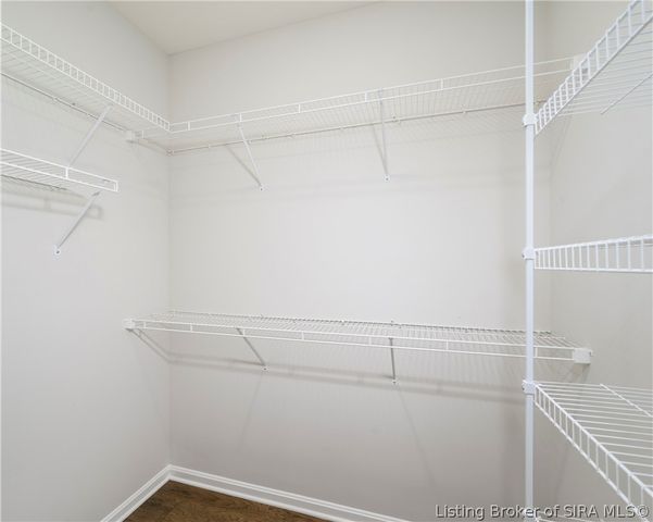 3219 Blackiston Boulevard, New Albany, IN 47150