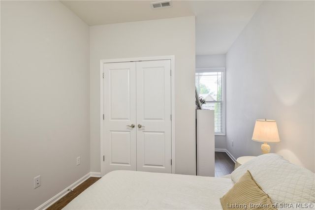 3219 Blackiston Boulevard, New Albany, IN 47150