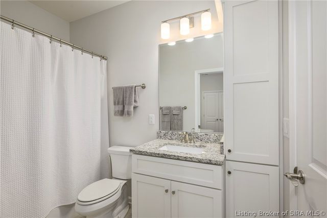 3219 Blackiston Boulevard, New Albany, IN 47150