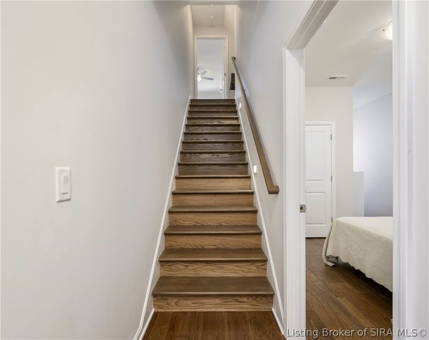 3219 Blackiston Boulevard, New Albany, IN 47150