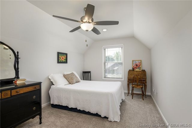 3219 Blackiston Boulevard, New Albany, IN 47150