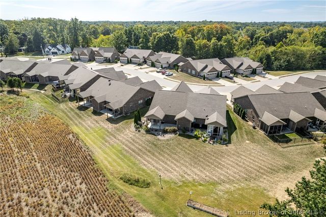3219 Blackiston Boulevard, New Albany, IN 47150