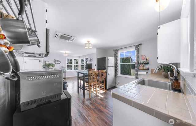 208 9th Street, Lynden, WA 98264