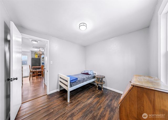 208 9th Street, Lynden, WA 98264