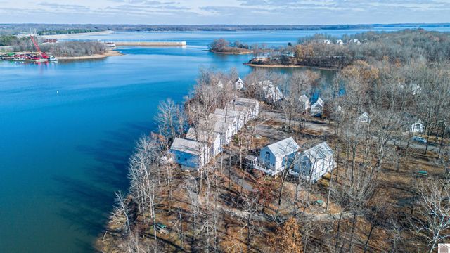 311 Bayside Drive, Grand Rivers, KY 42045