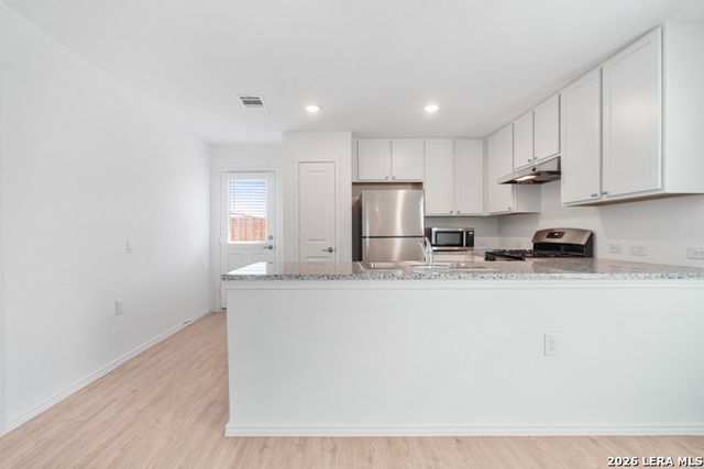 10166 ASTA TRL, San Antonio, TX 78224