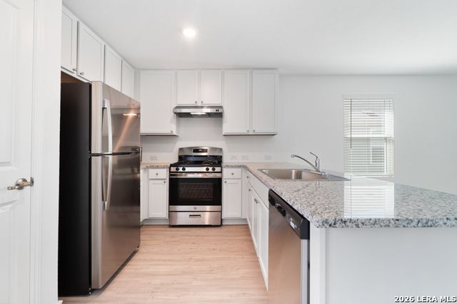 10166 ASTA TRL, San Antonio, TX 78224