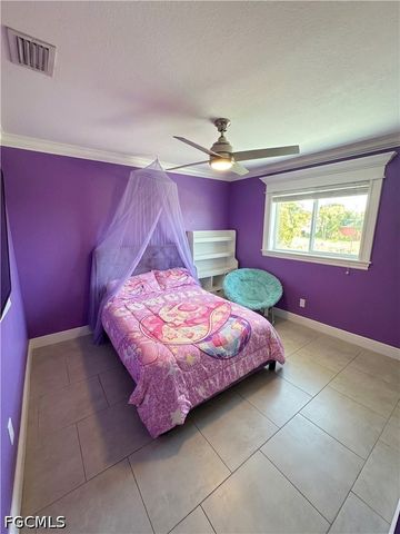 1031 NE 2nd PL, Cape Coral, FL 33909