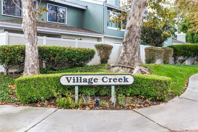 936 Hollow Brook, Costa Mesa, CA 92626