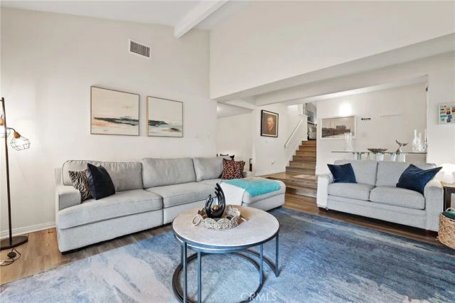 936 Hollow Brook, Costa Mesa, CA 92626