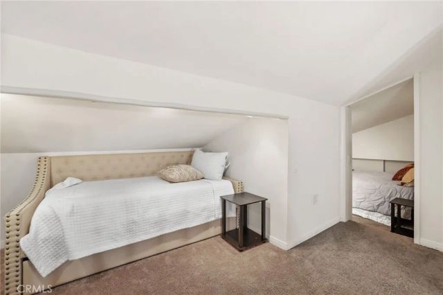 936 Hollow Brook, Costa Mesa, CA 92626