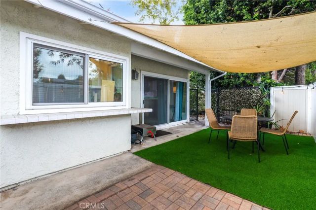 936 Hollow Brook, Costa Mesa, CA 92626
