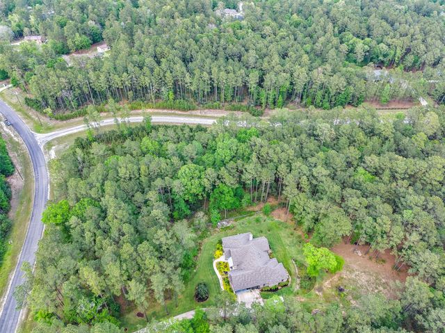 411 Sundog Road, Huntsville, TX 77340