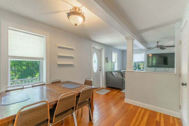 196 Pendleton Ave, Chicopee, MA 01020