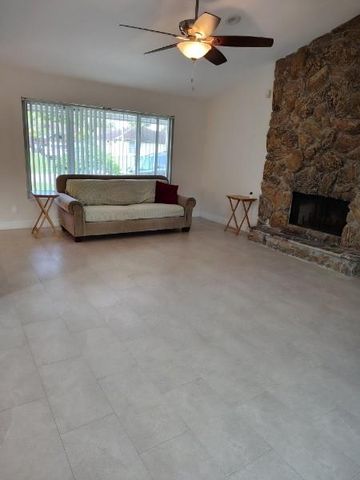 4811 Dorchester Mews, Haverhill, FL 33415