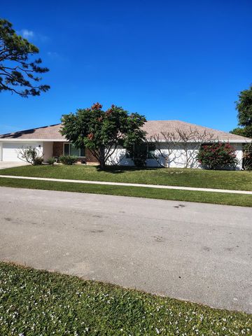 4811 Dorchester Mews, Haverhill, FL 33415