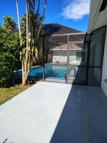 4811 Dorchester Mews, Haverhill, FL 33415