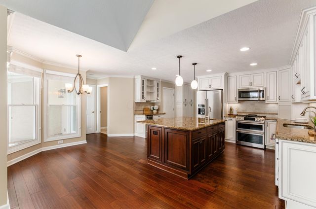 1330 Bayboro Drive, New Albany, OH 43054