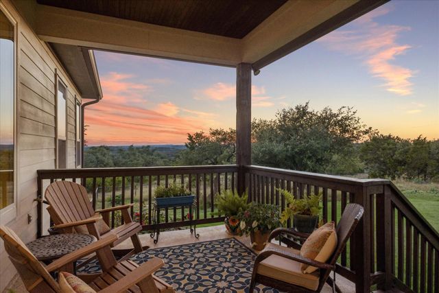 219 Flanders, Fischer, TX 78623