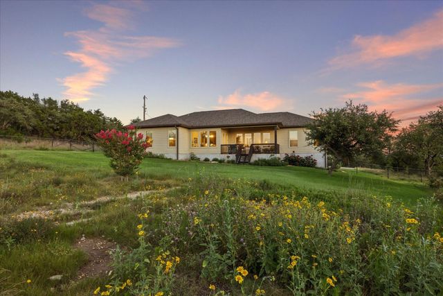 219 Flanders, Fischer, TX 78623
