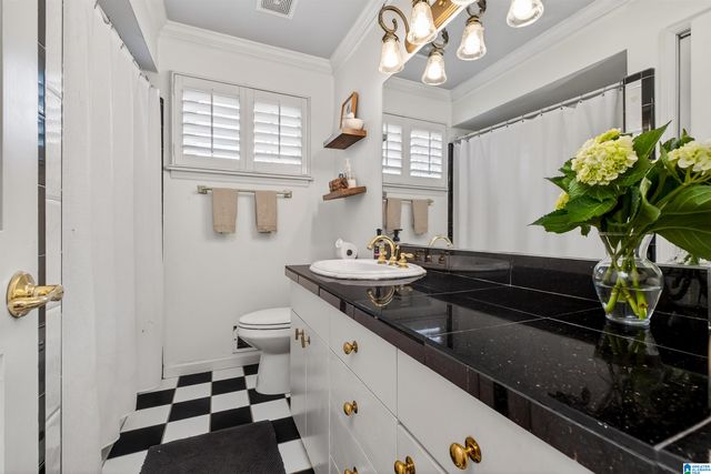 1221 58TH STREET S, Birmingham, AL 35222