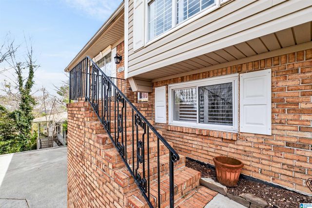 1221 58TH STREET S, Birmingham, AL 35222