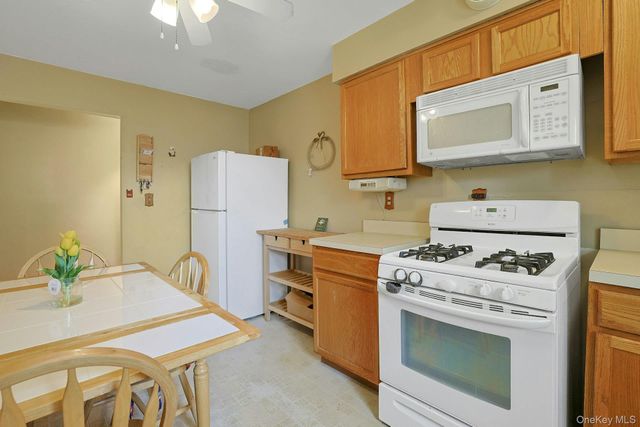 205 Sneden Place W 205, Spring Valley, NY 10977