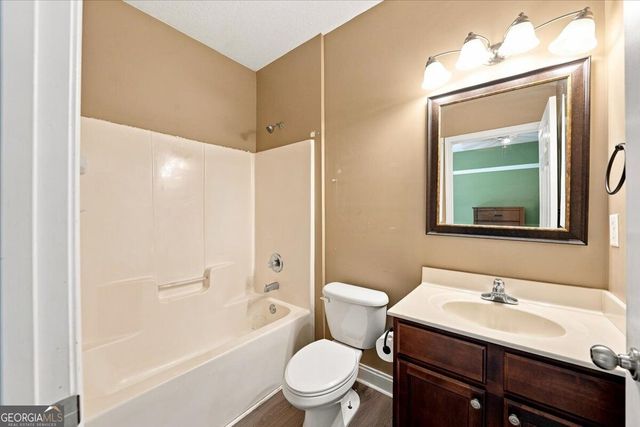 215 Hallie Lane, Macon, GA 31211