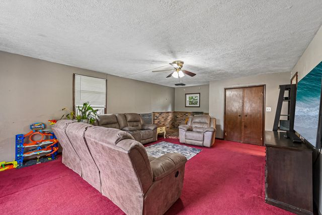 638 W Light Street 638 W Light Street, Urbana, OH 43078