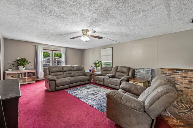 638 W Light Street 638 W Light Street, Urbana, OH 43078