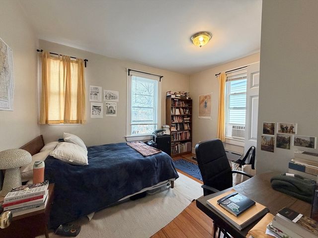 361 Washington St 3R, Cambridge, MA 02139