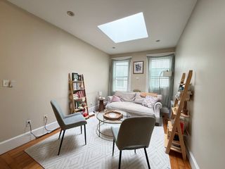 361 Washington St 3R, Cambridge, MA 02139