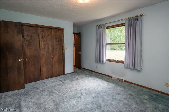 2421 Fairview Road, Uniontown, OH 44685