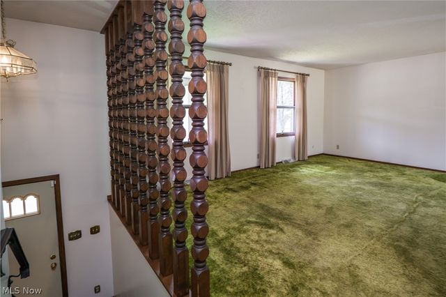 2421 Fairview Road, Uniontown, OH 44685