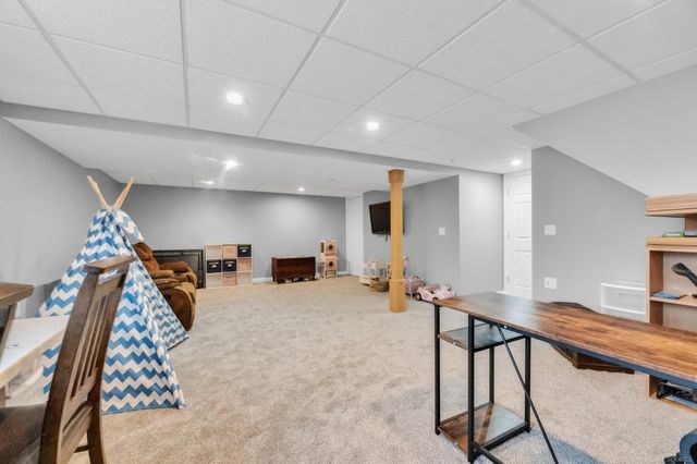 817 Baird Street, Holly, MI 48442