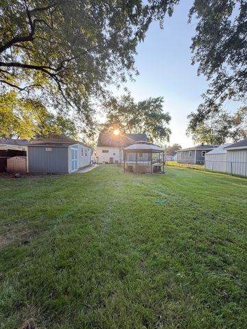 3609 Saint Joseph Place, Hobart, IN 46342