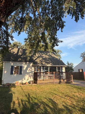 3609 Saint Joseph Place, Hobart, IN 46342