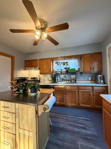 3609 Saint Joseph Place, Hobart, IN 46342