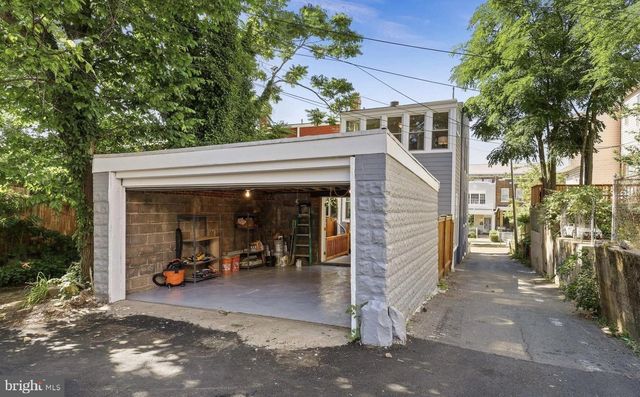 148 TODD PL NE, Washington, DC 20002