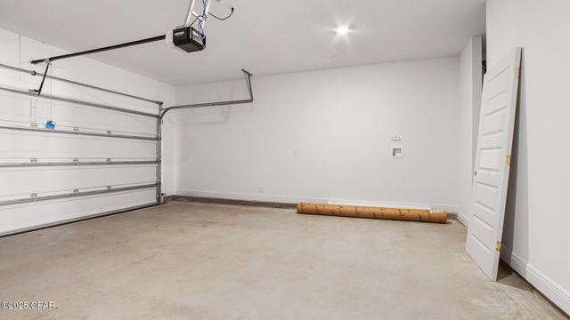 585 Hancock Way, Panama City Beach, FL 32413
