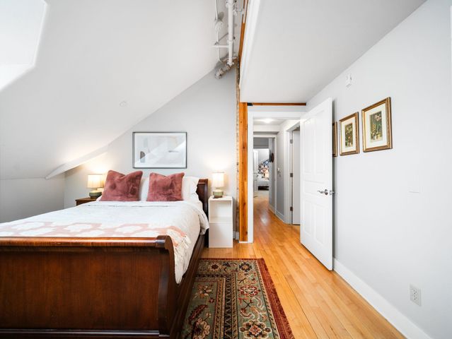 800 Cottageview Drive, Traverse City, MI 49684